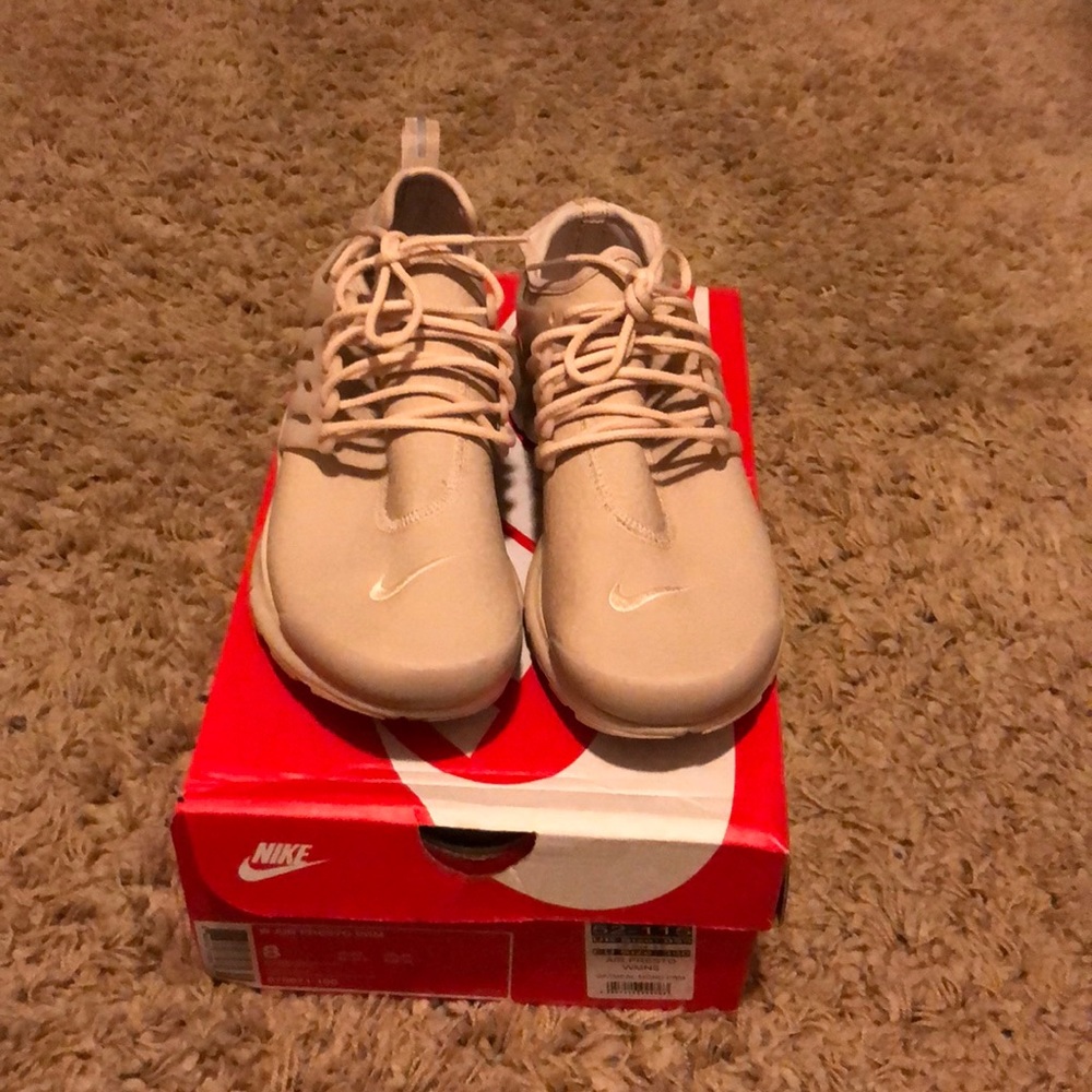 Air Presto WMNS Oatmeal color